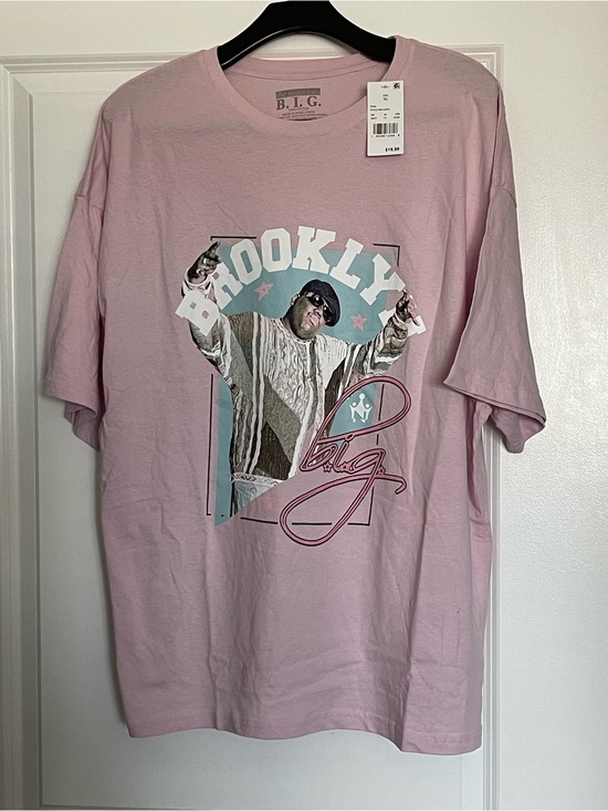 The Notorious B.I.G. Tops - B.I.G. Pink 'Brooklyn' Graphic Short Sleeve Tee-Size XL